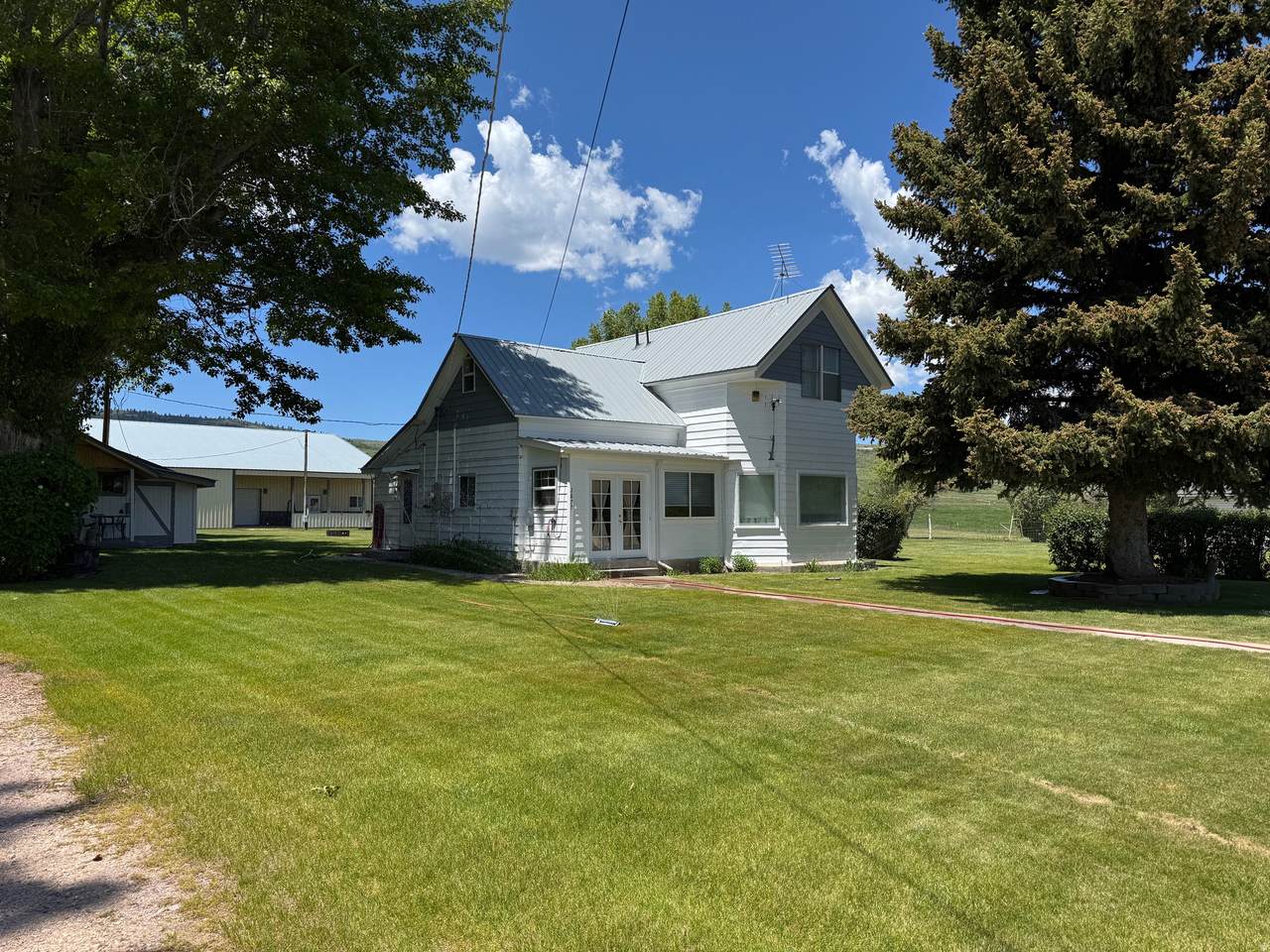 2877 Highway Dr - Photo 1