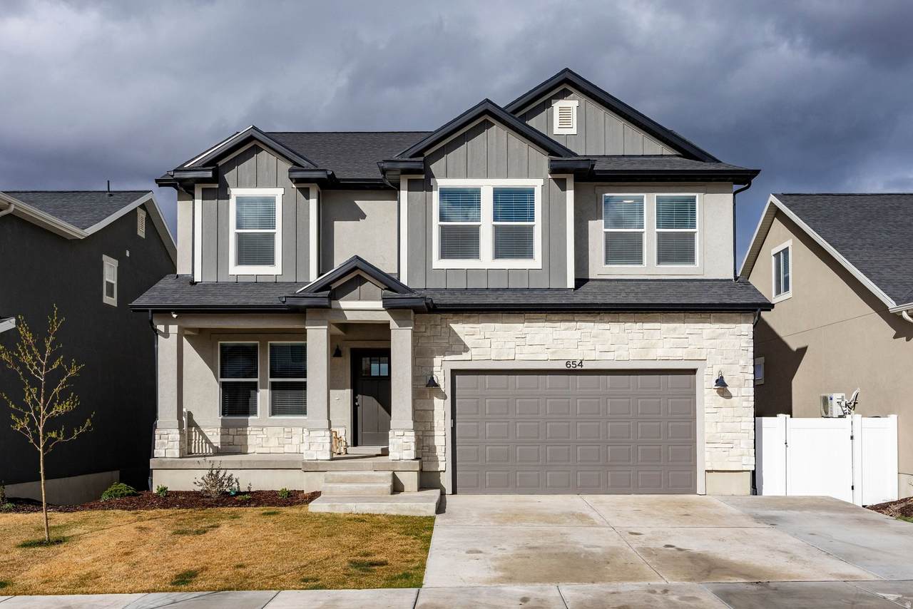 654 Boseman Way - Photo 1