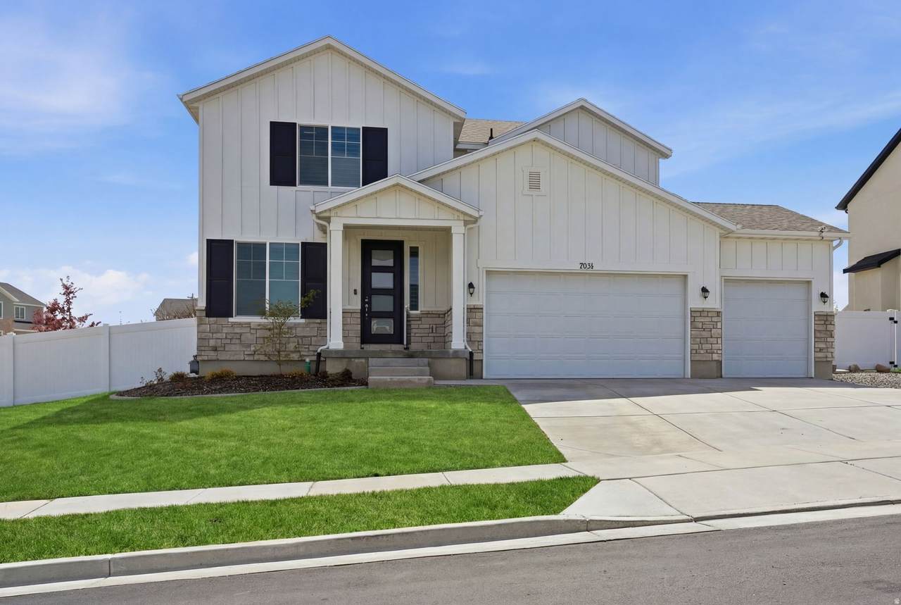 7031 Echomount Rd - Photo 1