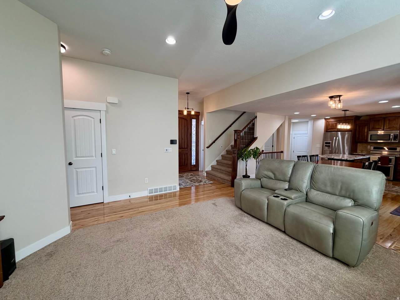 https://bt-photos.global.ssl.fastly.net/wasatch/1280_boomver_1_2148893-1.jpg