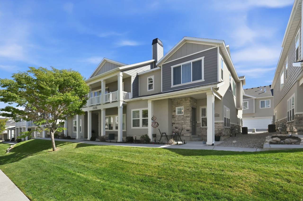 5658 Island Ridge Dr - Photo 1