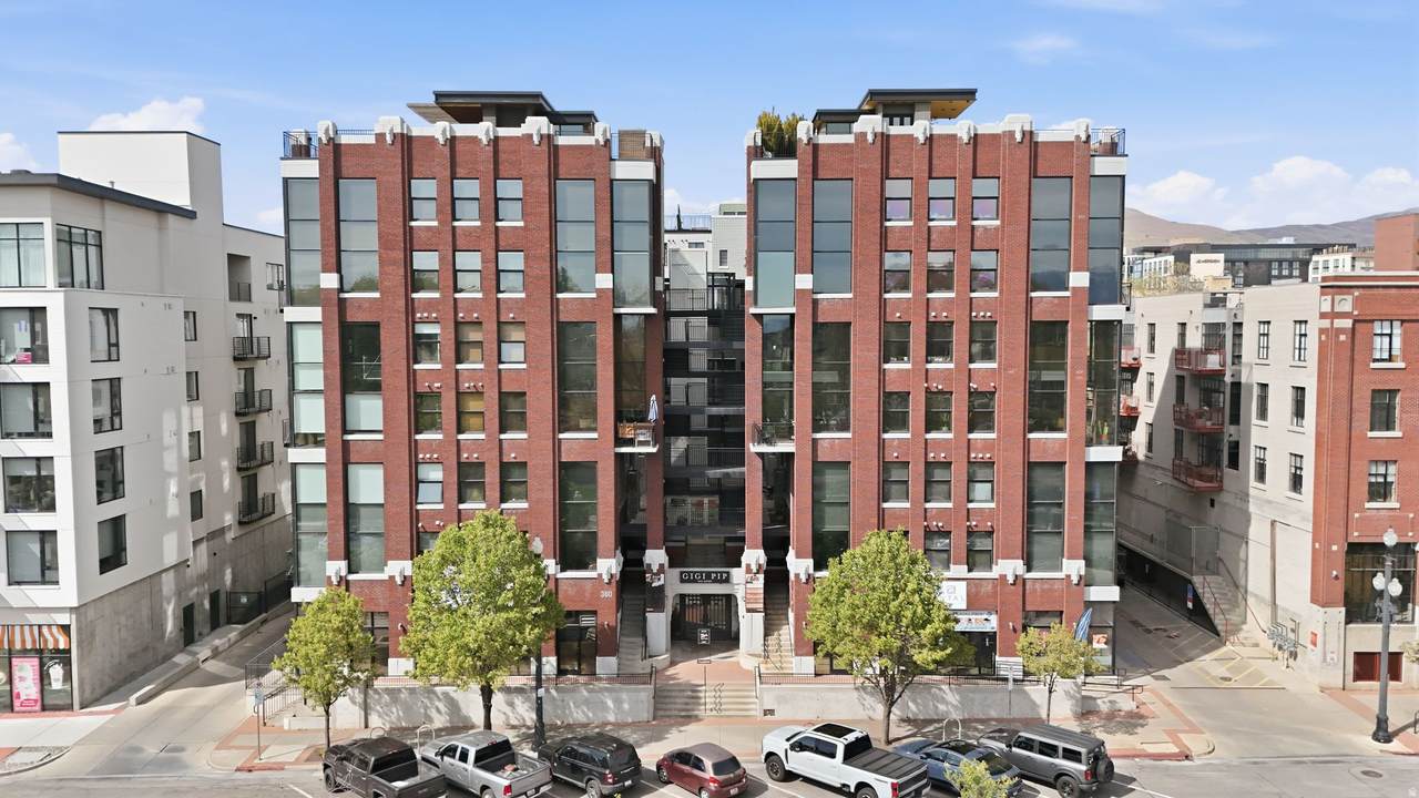 360 Broadway - Photo 1