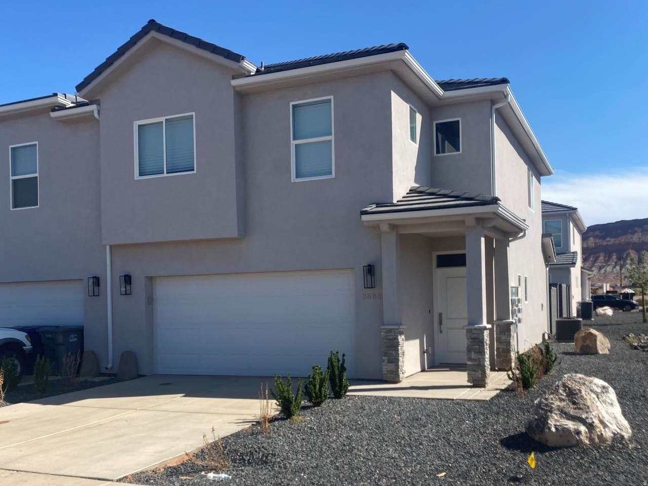 3883 Platinum Dr - Photo 1