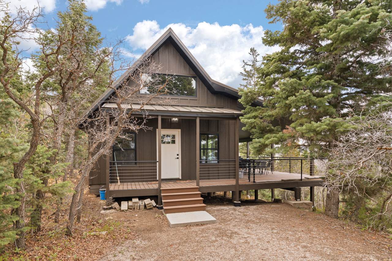 106 Sugar Pine Dr - Photo 1