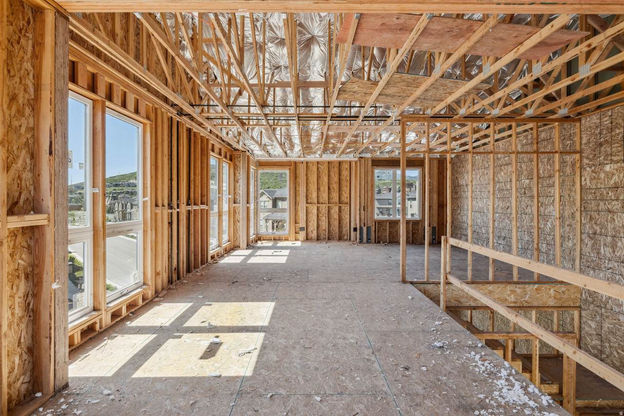 1066 Wasatch Spring Rd - Photo 1