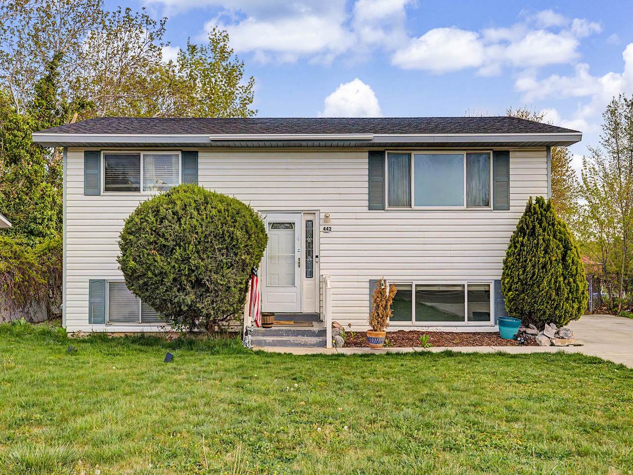 442 700 - Photo 1
