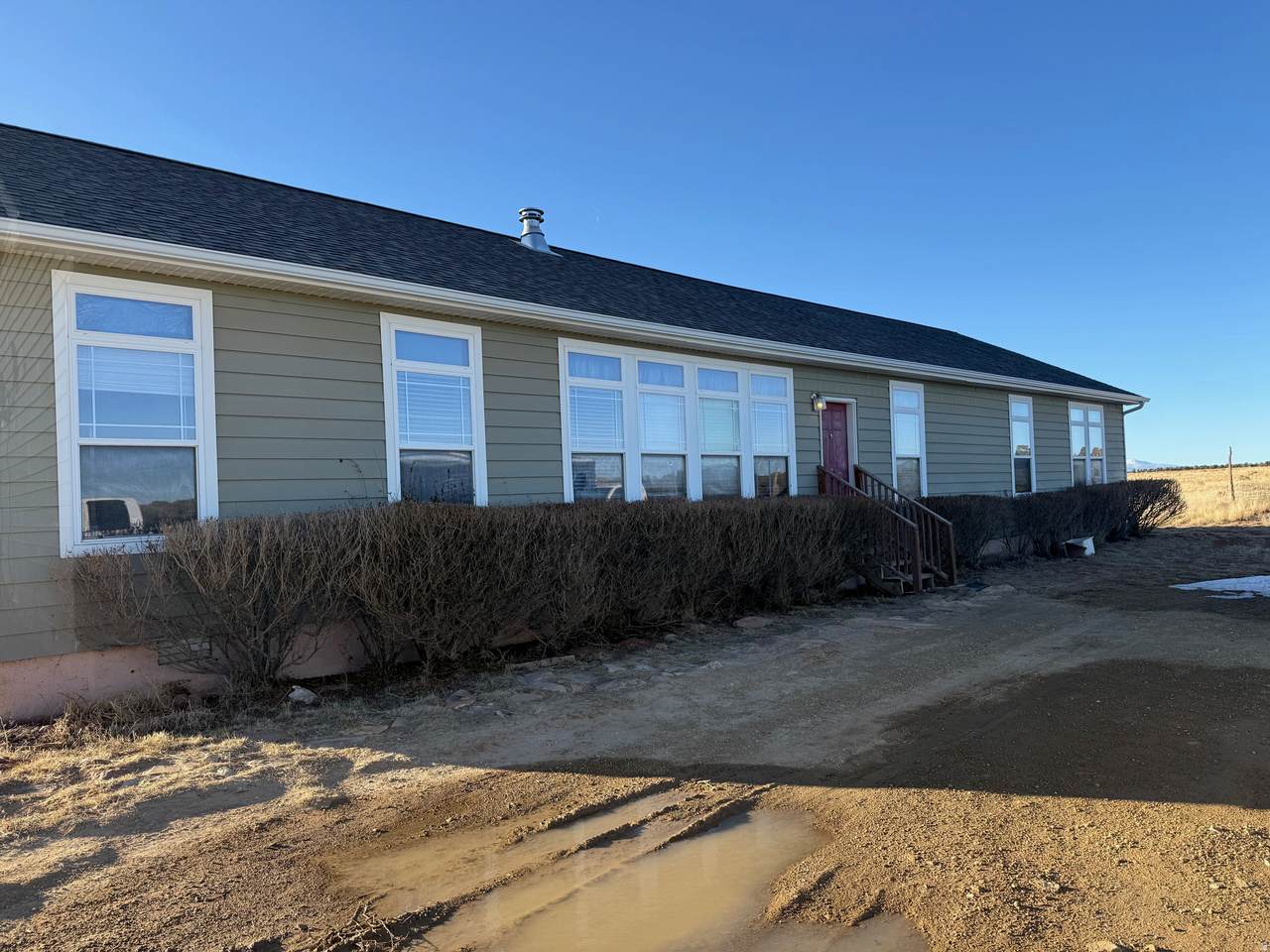 1165 Ucolo Rd - Photo 1