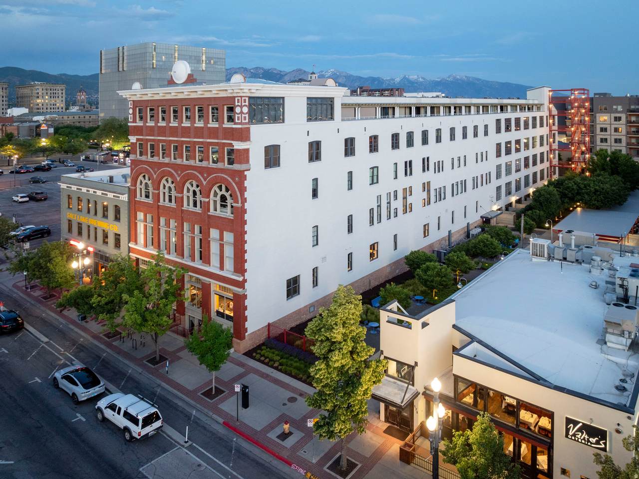 159 Broadway - Photo 1