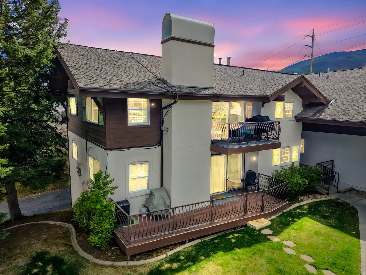 954 Schneitter Cir - Photo 1