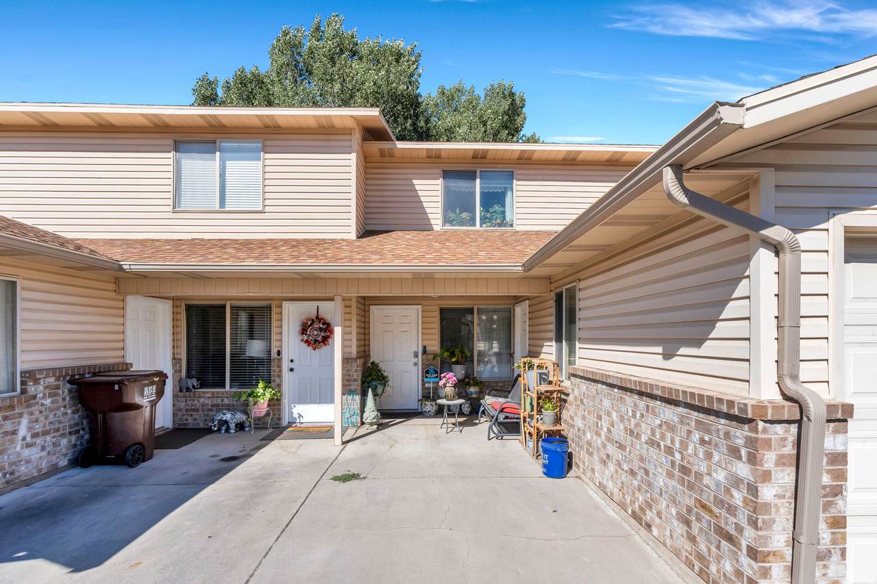 1305 Monroe Blvd - Photo 1