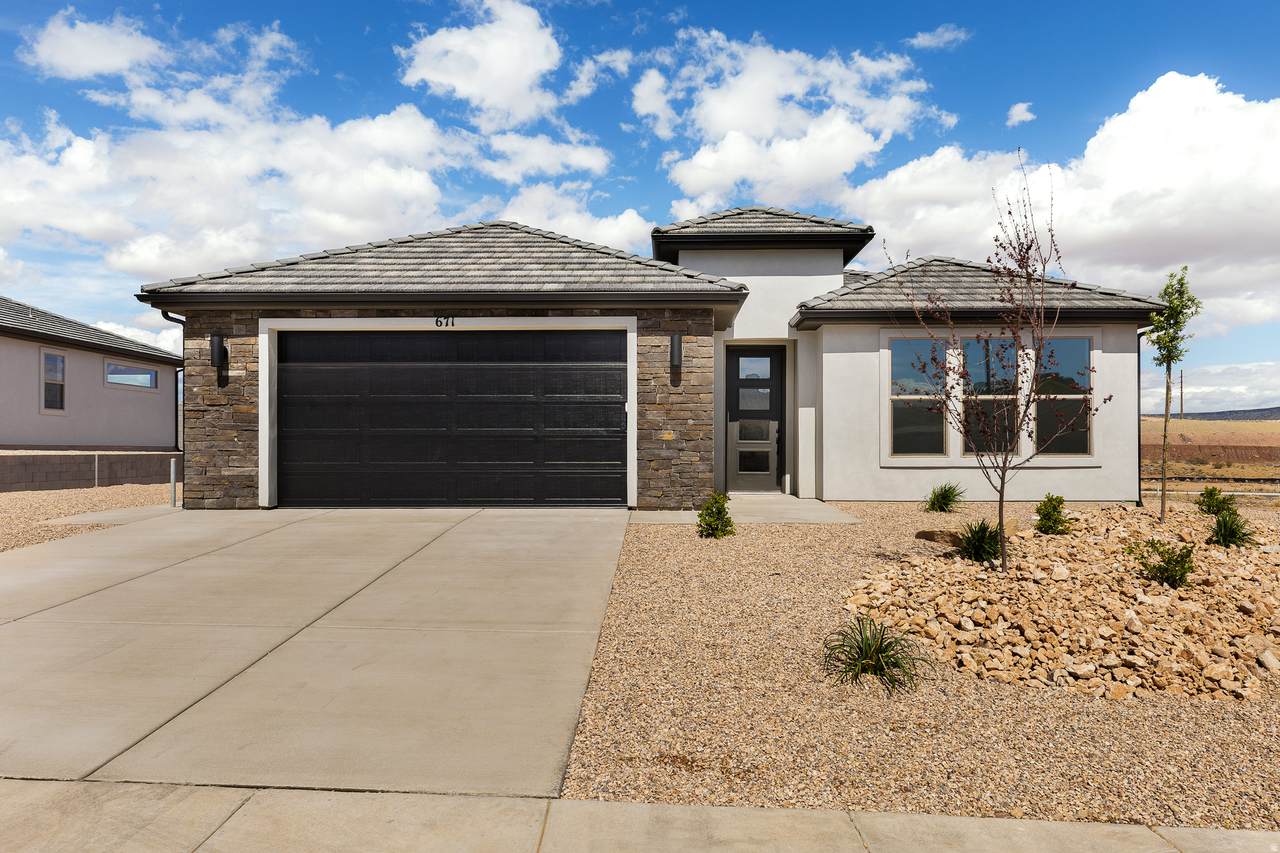 671 Molveno Dr - Photo 1