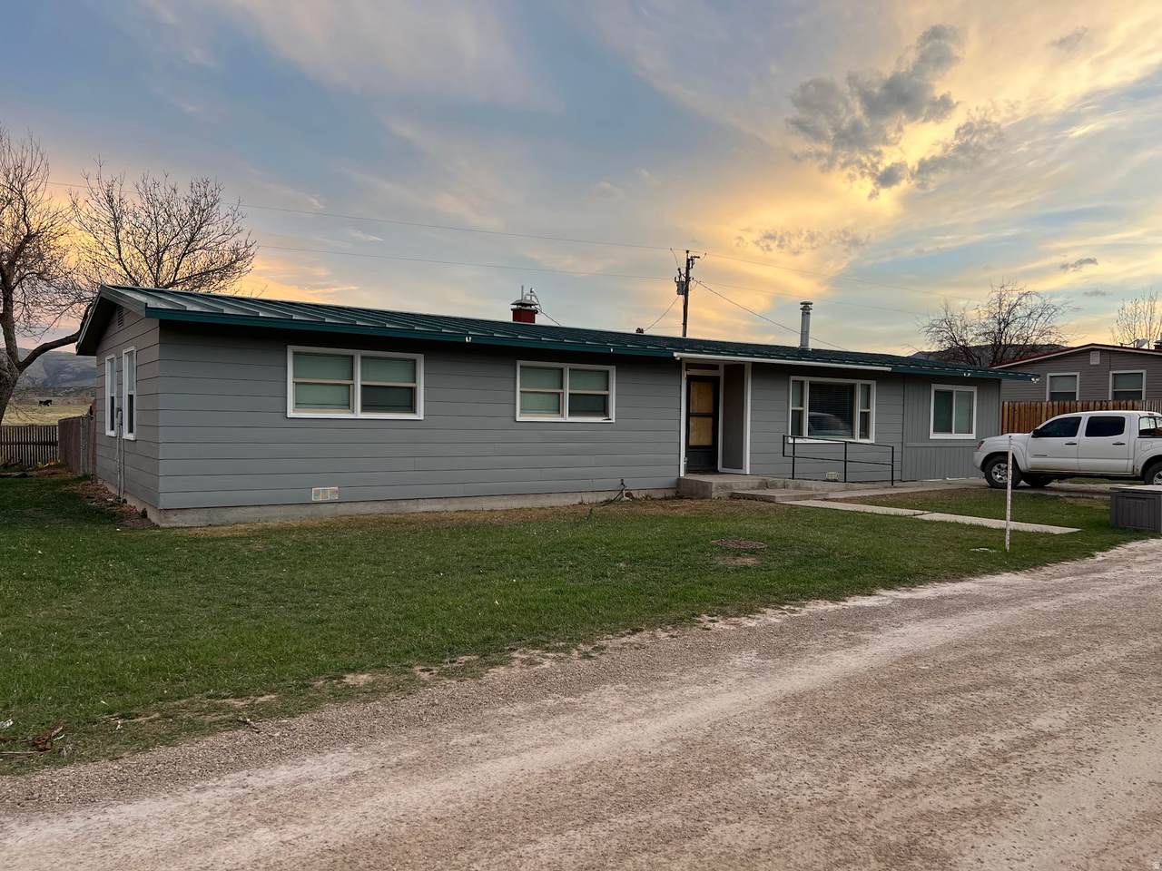 310 Ashley Way - Photo 1