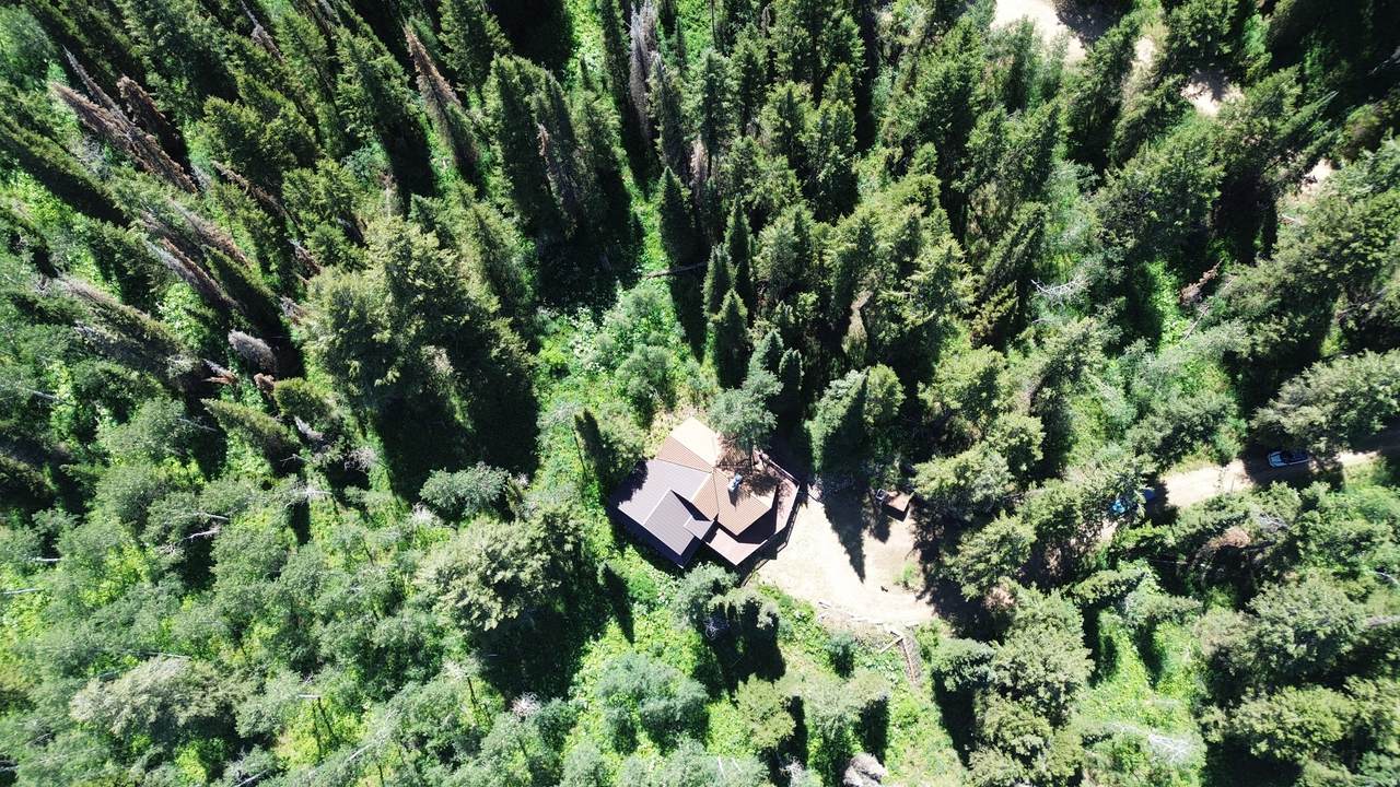4555 Mountain Valley Rd - Photo 1