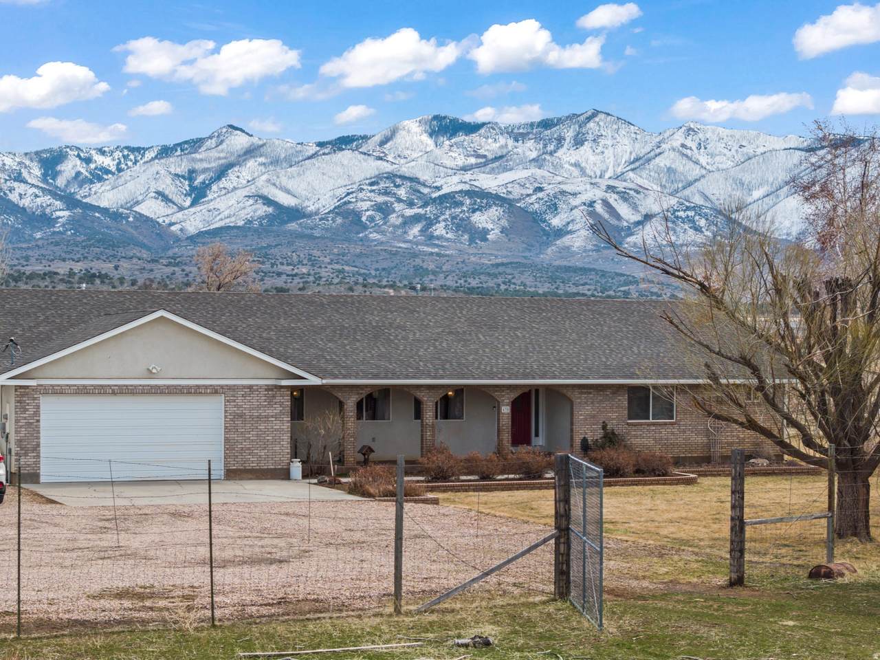 430 Canyon Rd - Photo 1