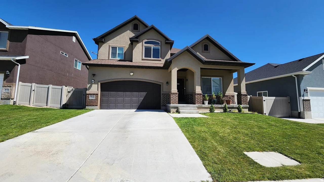 778 Sunrise Way - Photo 1