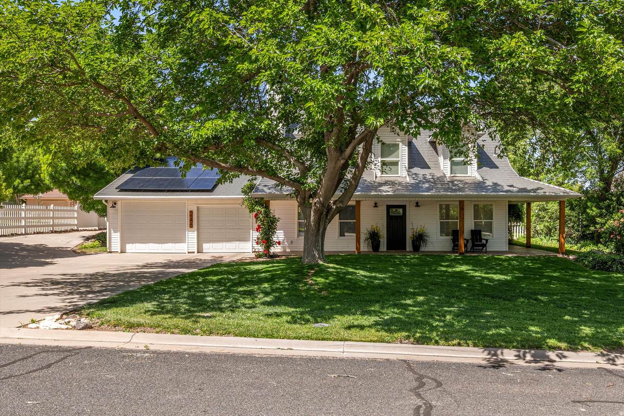 246 Mountain Charm Rd - Photo 1