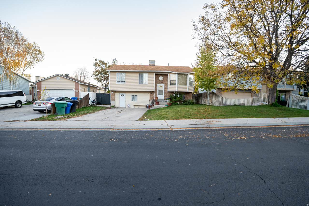 4983 Shooting Star Ave - Photo 1