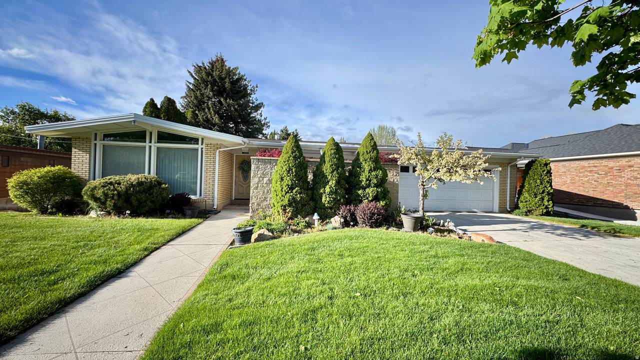 159 Main St - Photo 1