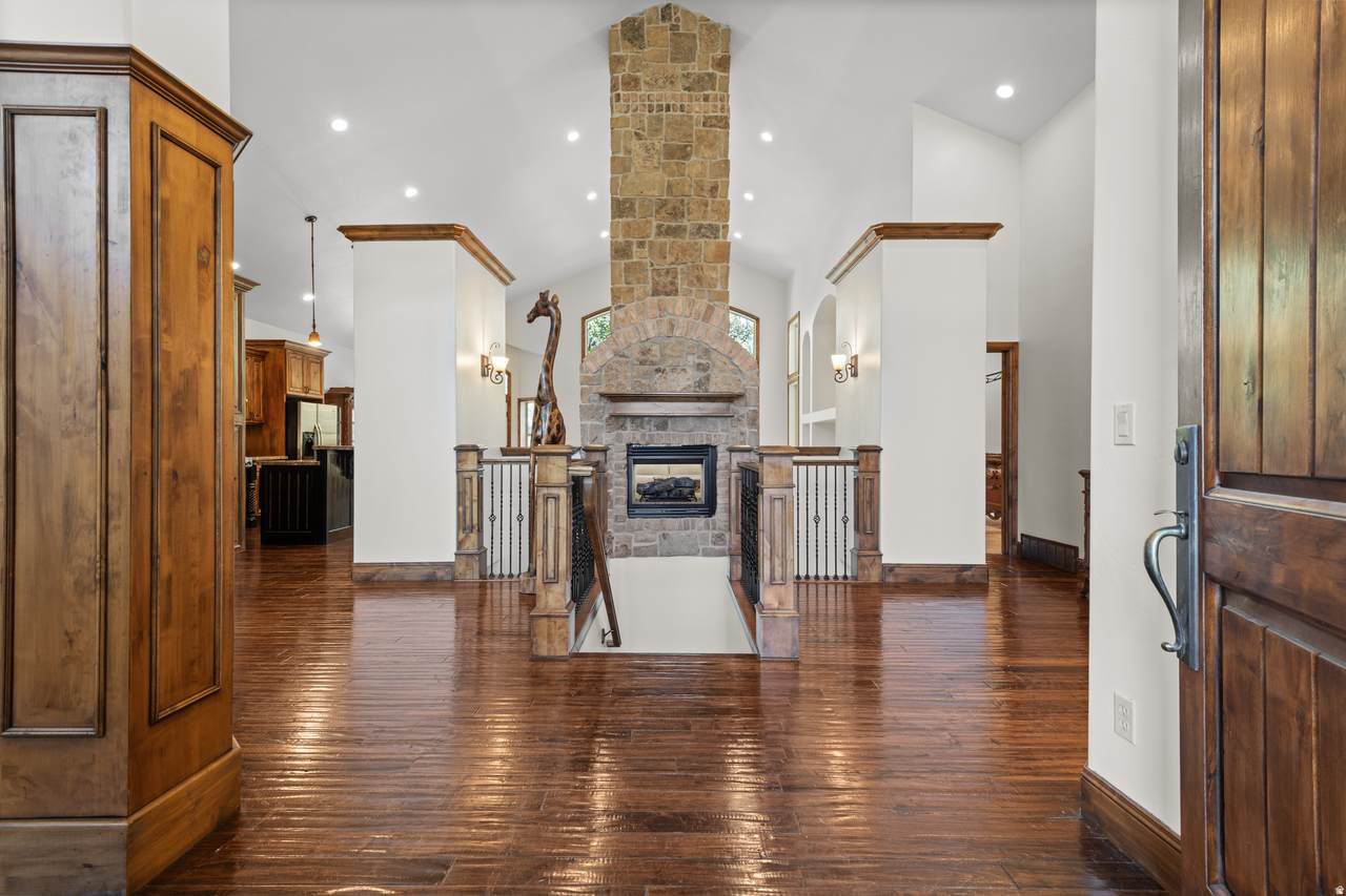 10637 Crescent Bend Dr - Photo 1