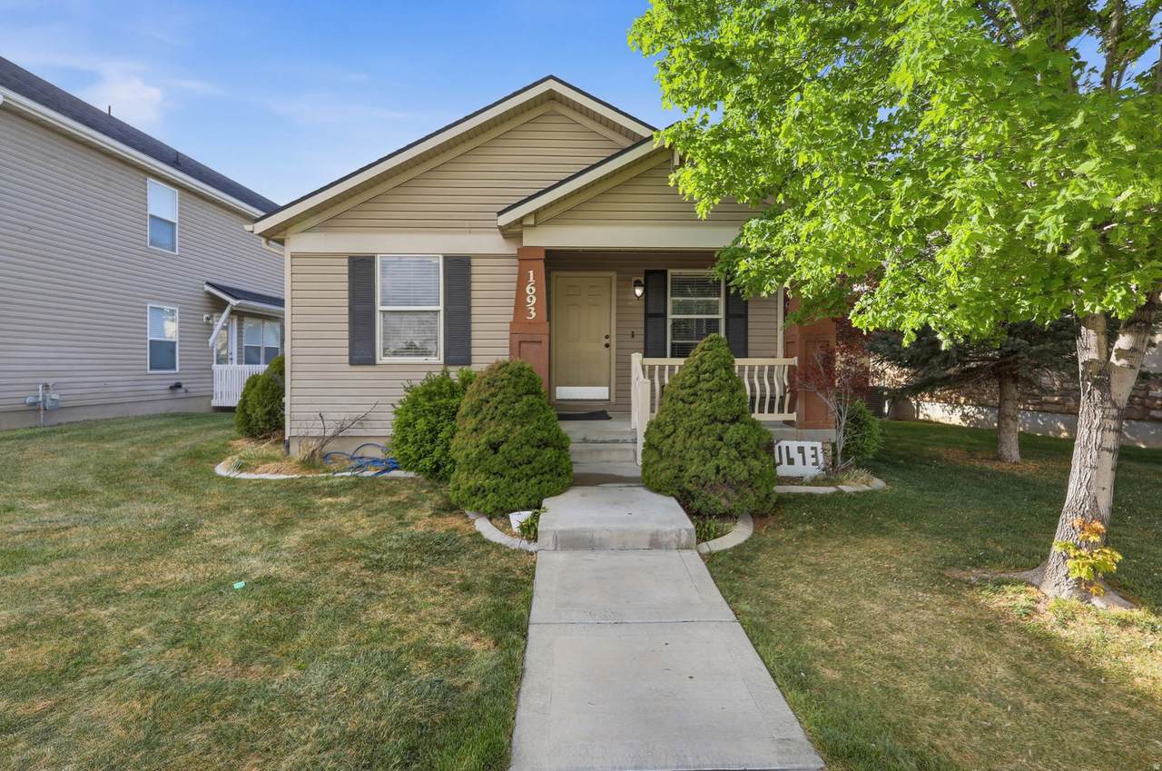 1693 Aaron Dr - Photo 1