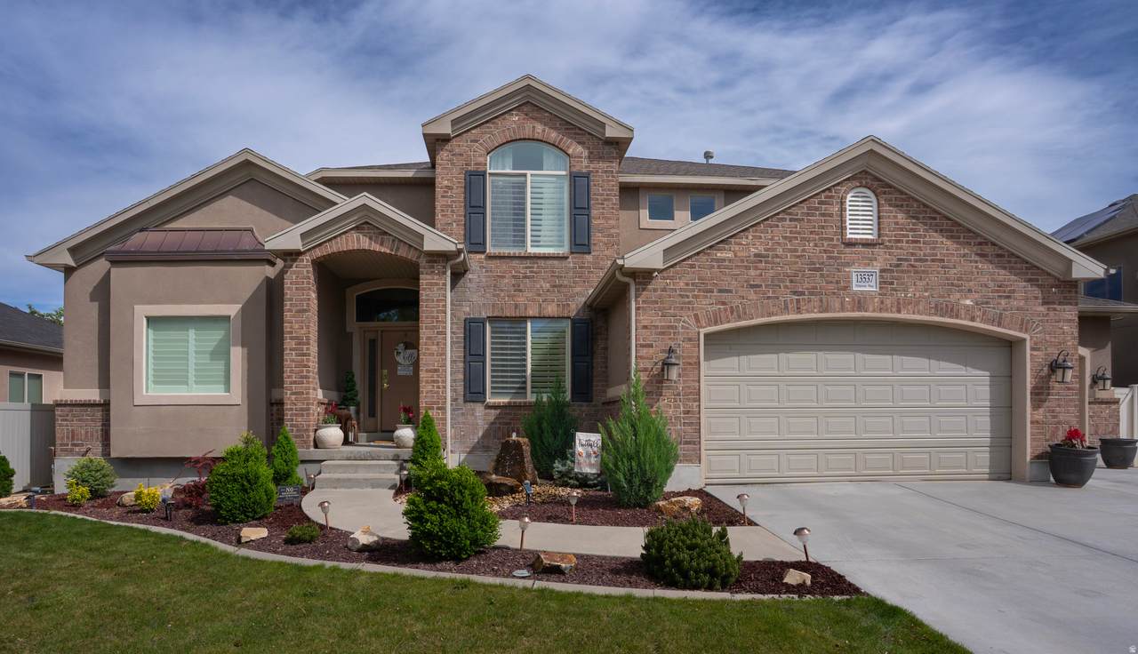 13537 Palawan Way - Photo 1