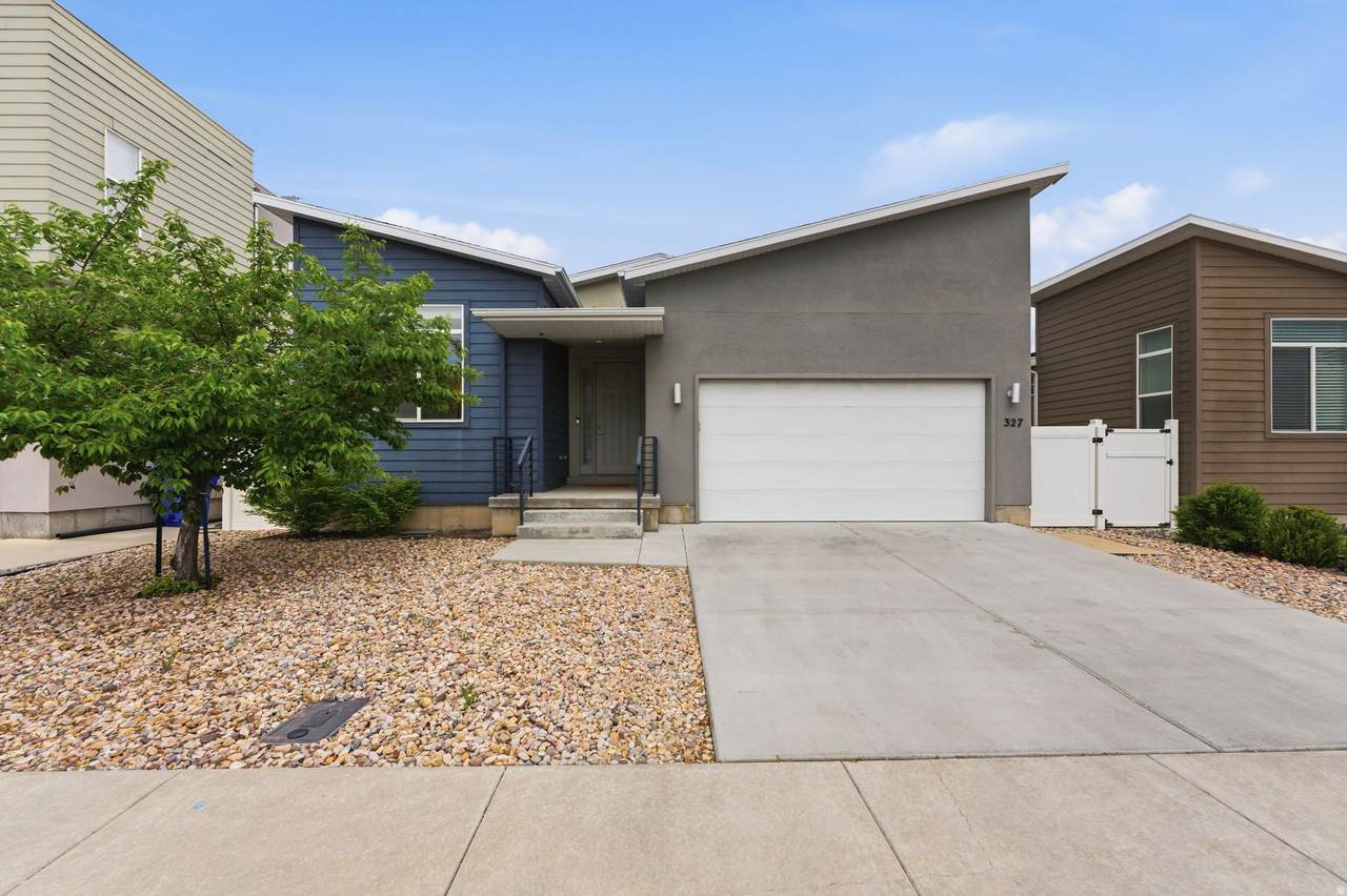 327 Terra Sol Dr - Photo 1