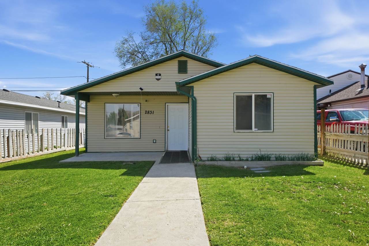 2831 Spencer Ave - Photo 1