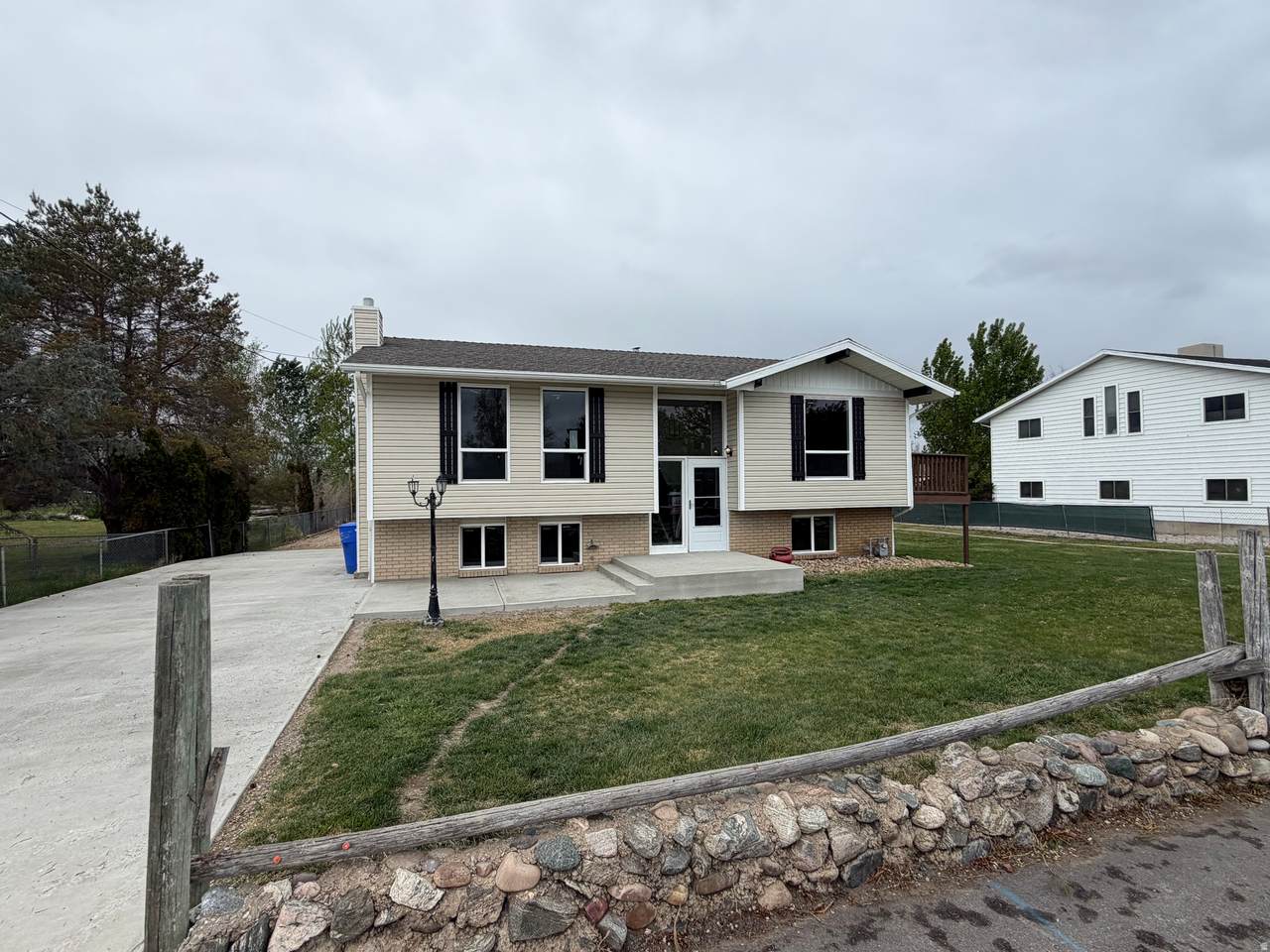 2145 4100 - Photo 1
