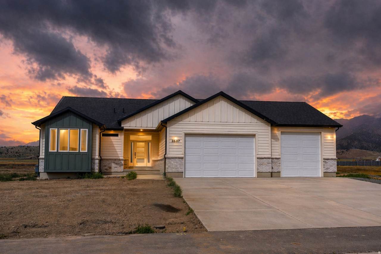 2607 Cooper Way - Photo 1