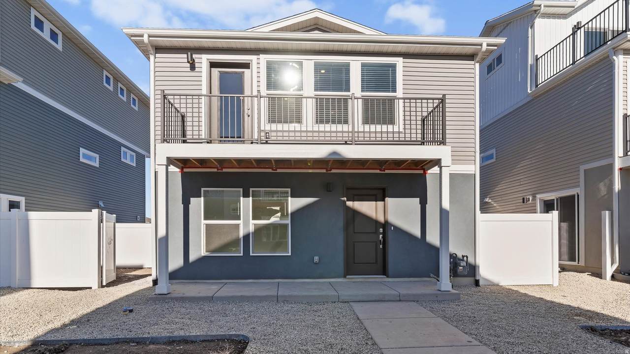 133 Green River Rd - Photo 1