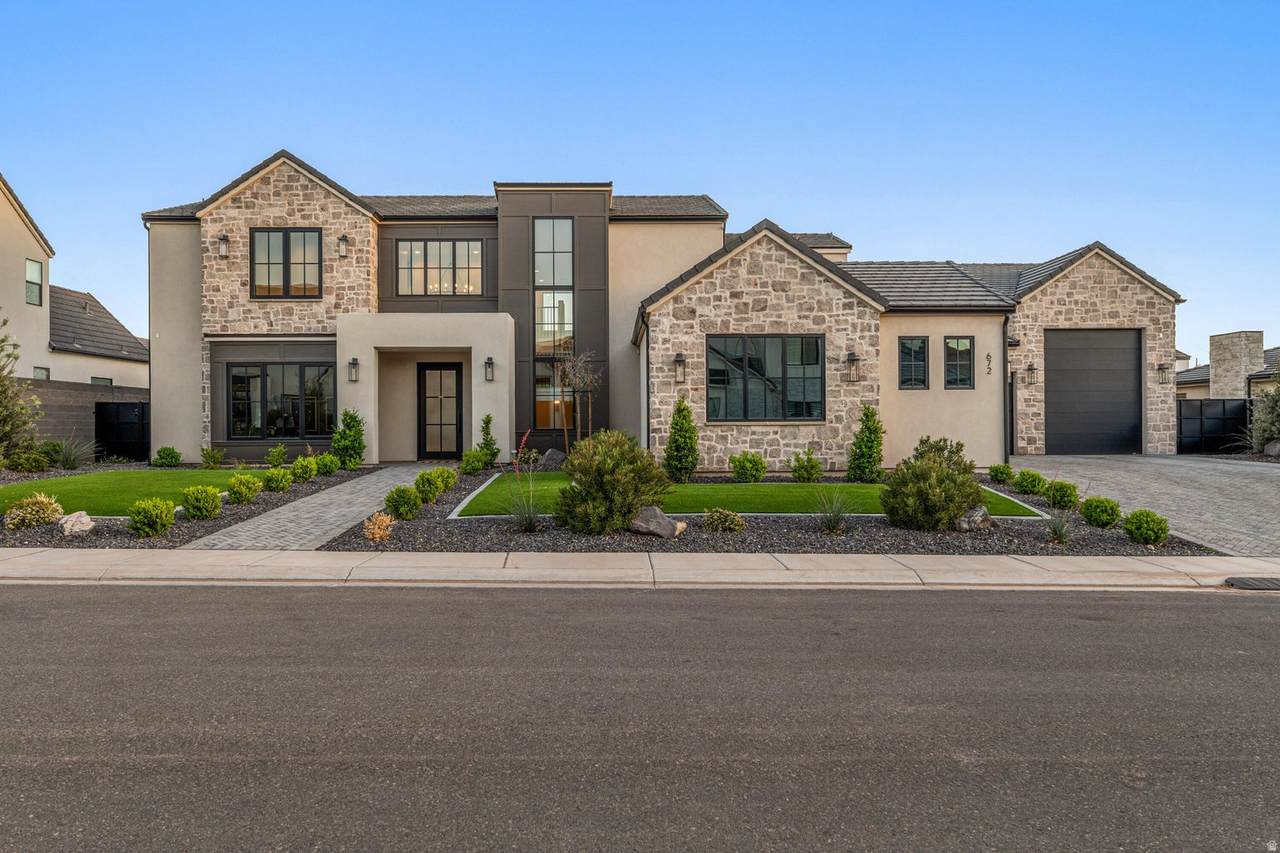 672 Arina Way - Photo 1