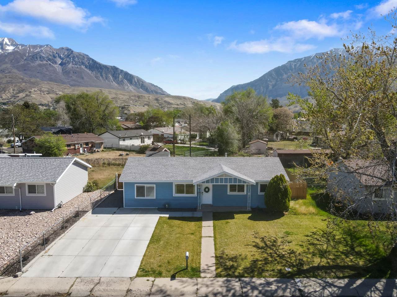 662 Orchard Dr - Photo 1