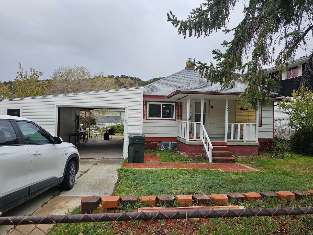 744 Royal St - Photo 1