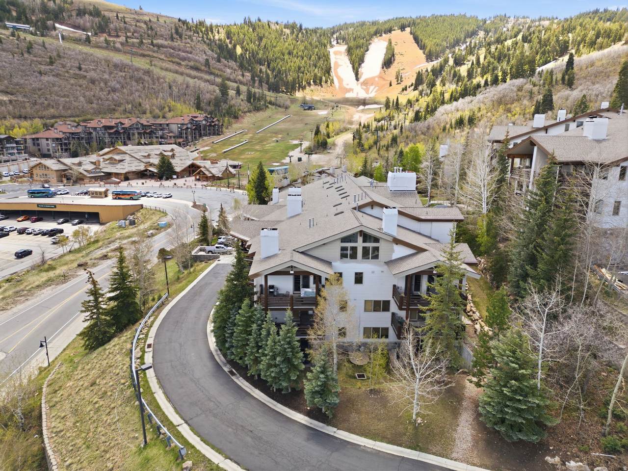 2100 Deer Valley Dr - Photo 1