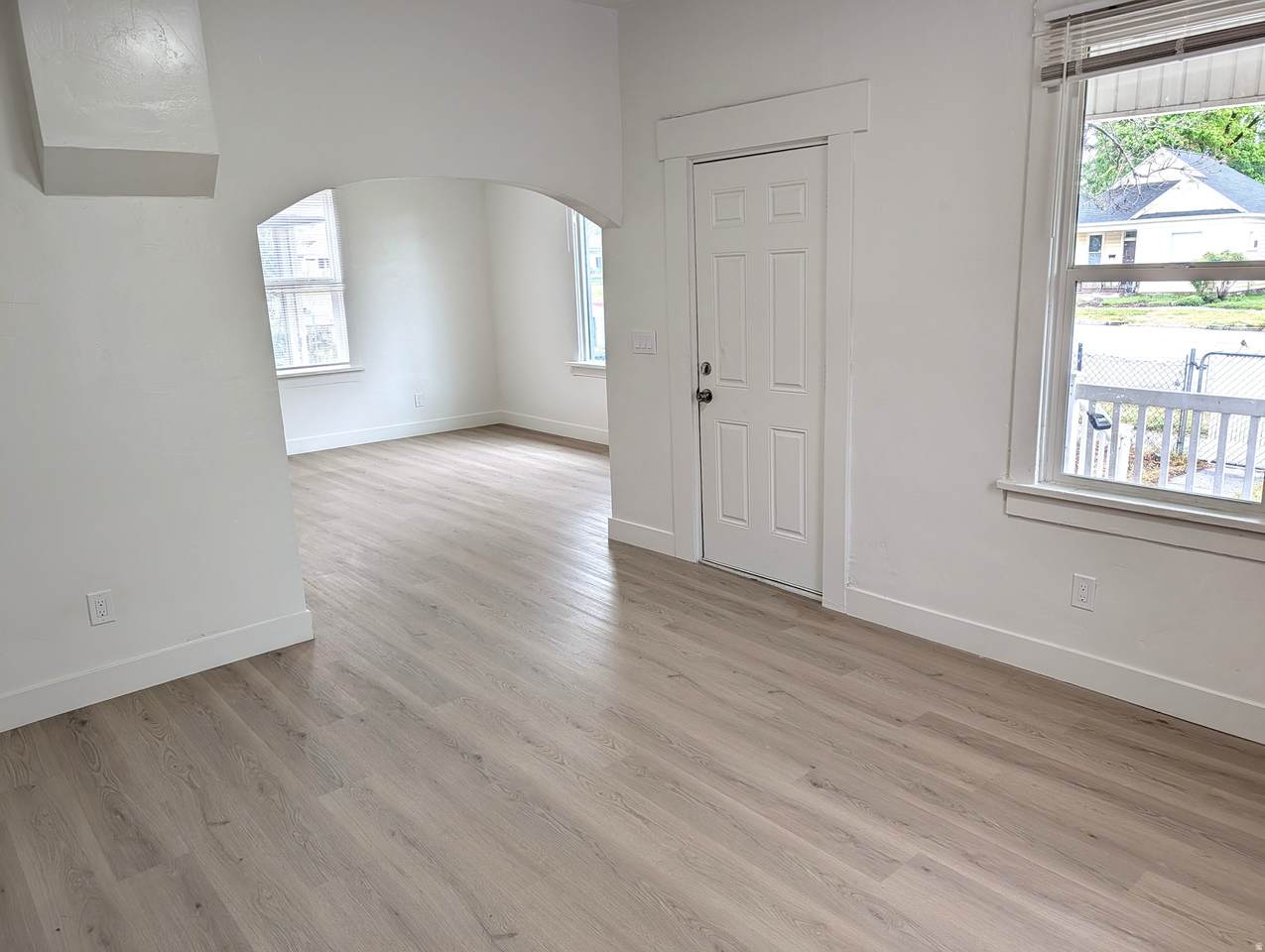 758 27TH St - Photo 1