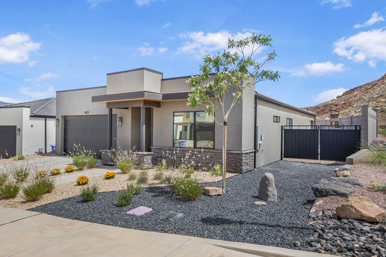 1473 Staircase Way - Photo 1