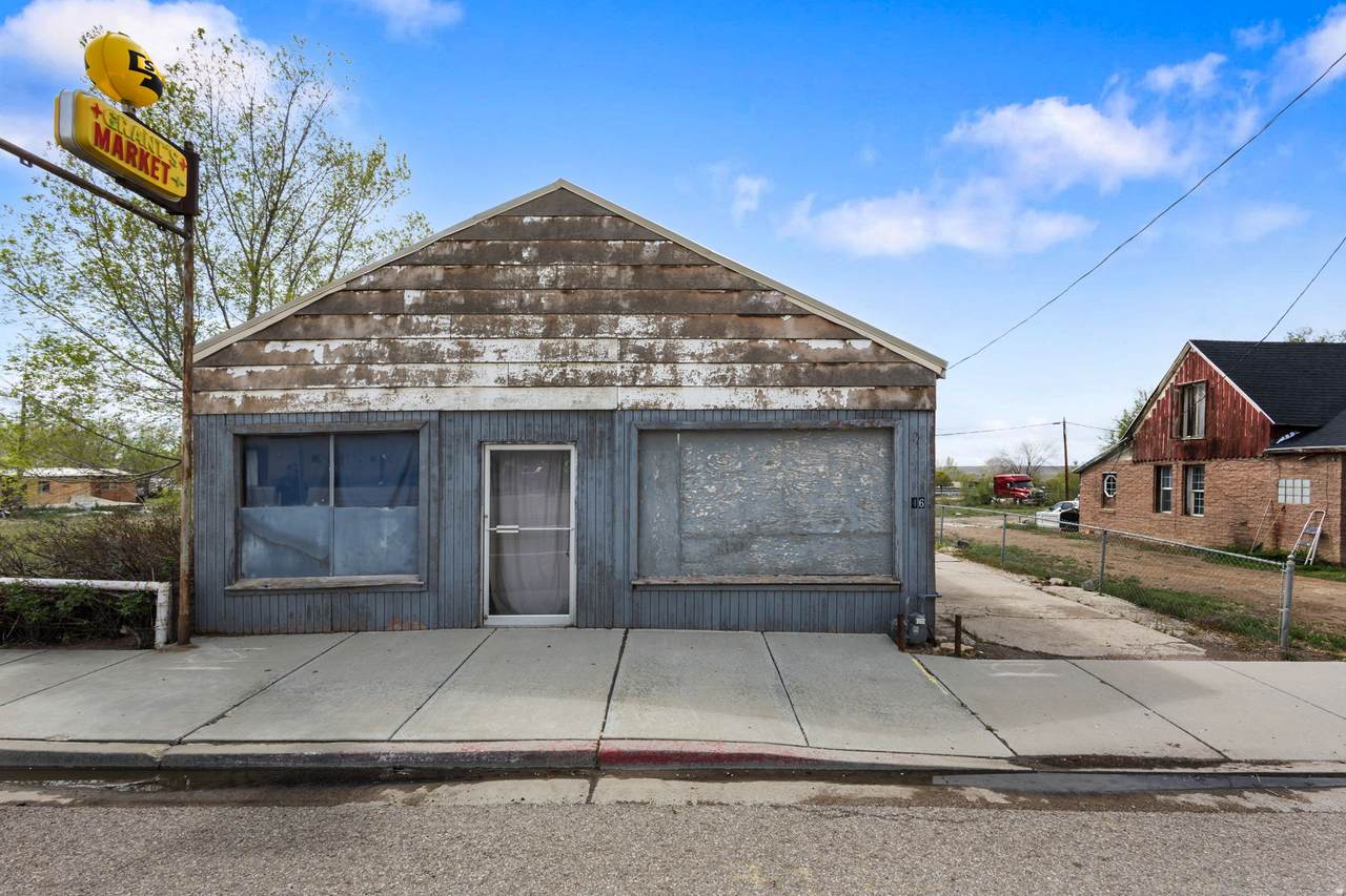 46 Main St - Photo 1