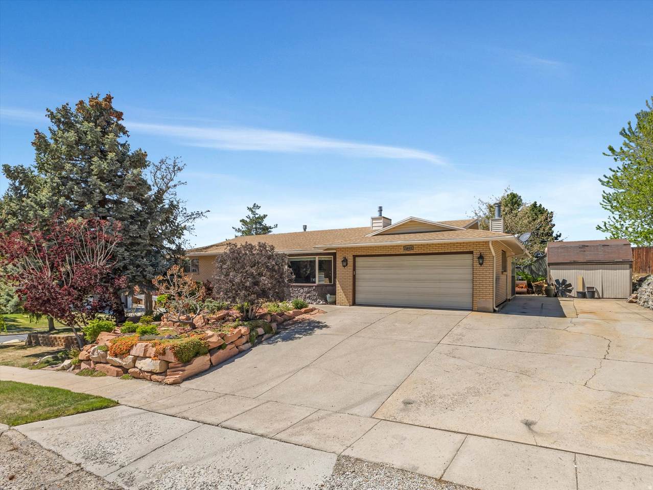 1969 Falconhurst Cir - Photo 1