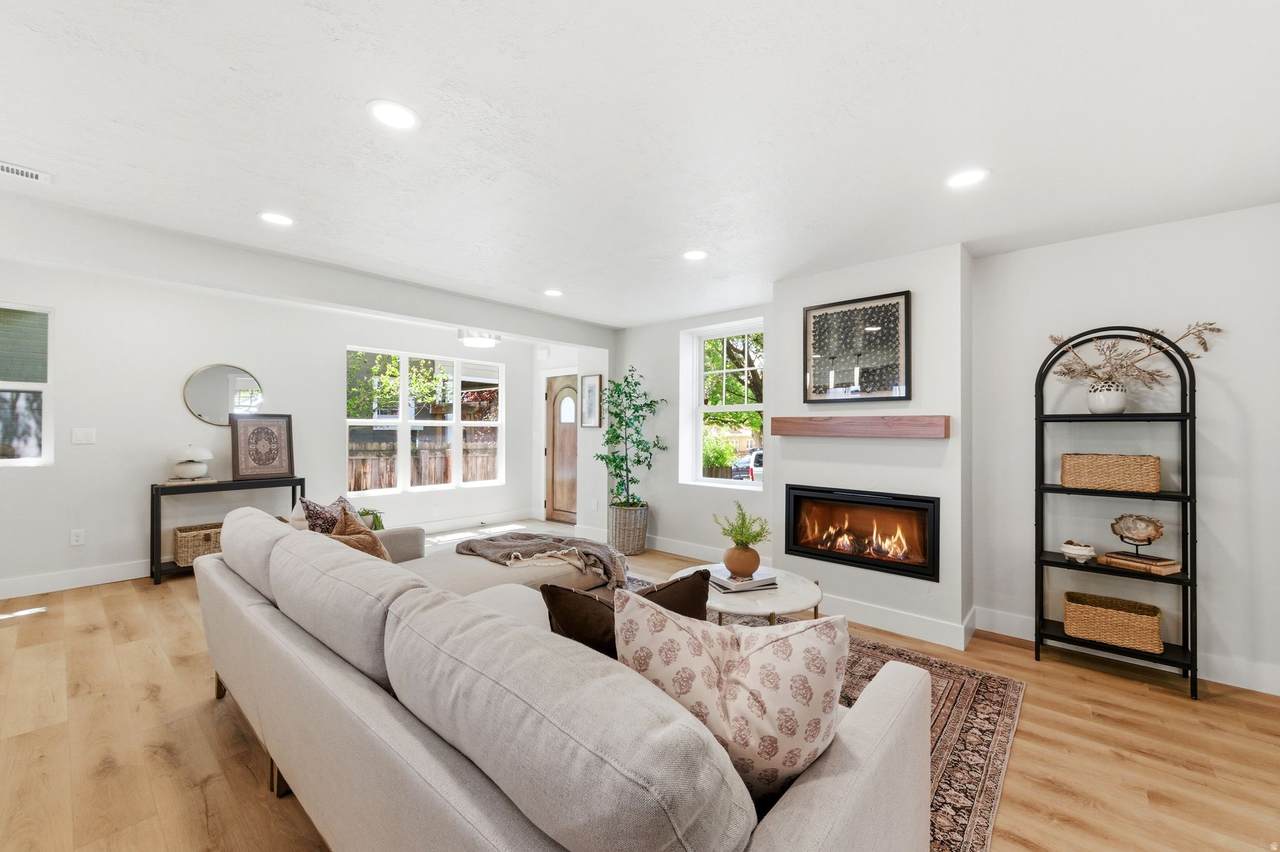 186 M St - Photo 1