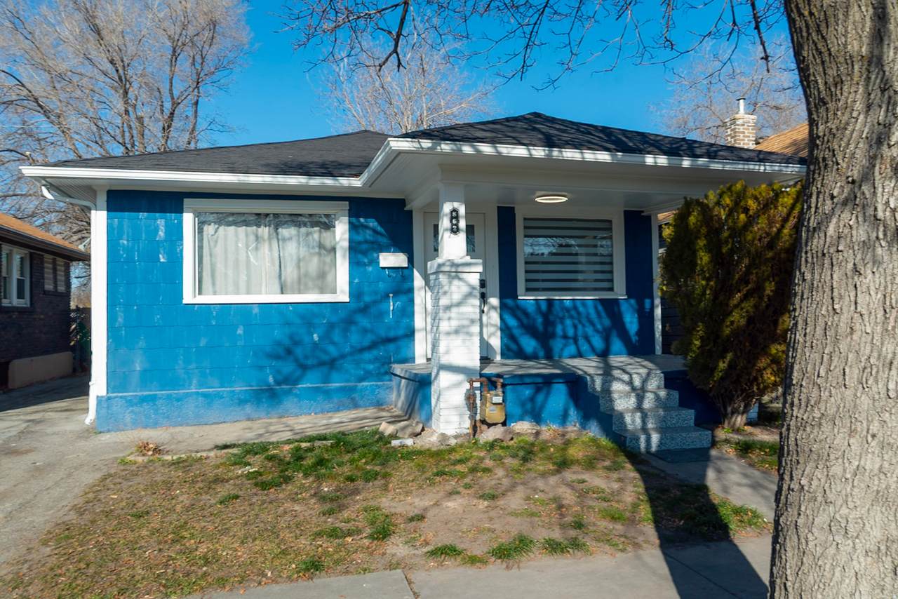 862 Pacific Ave - Photo 1