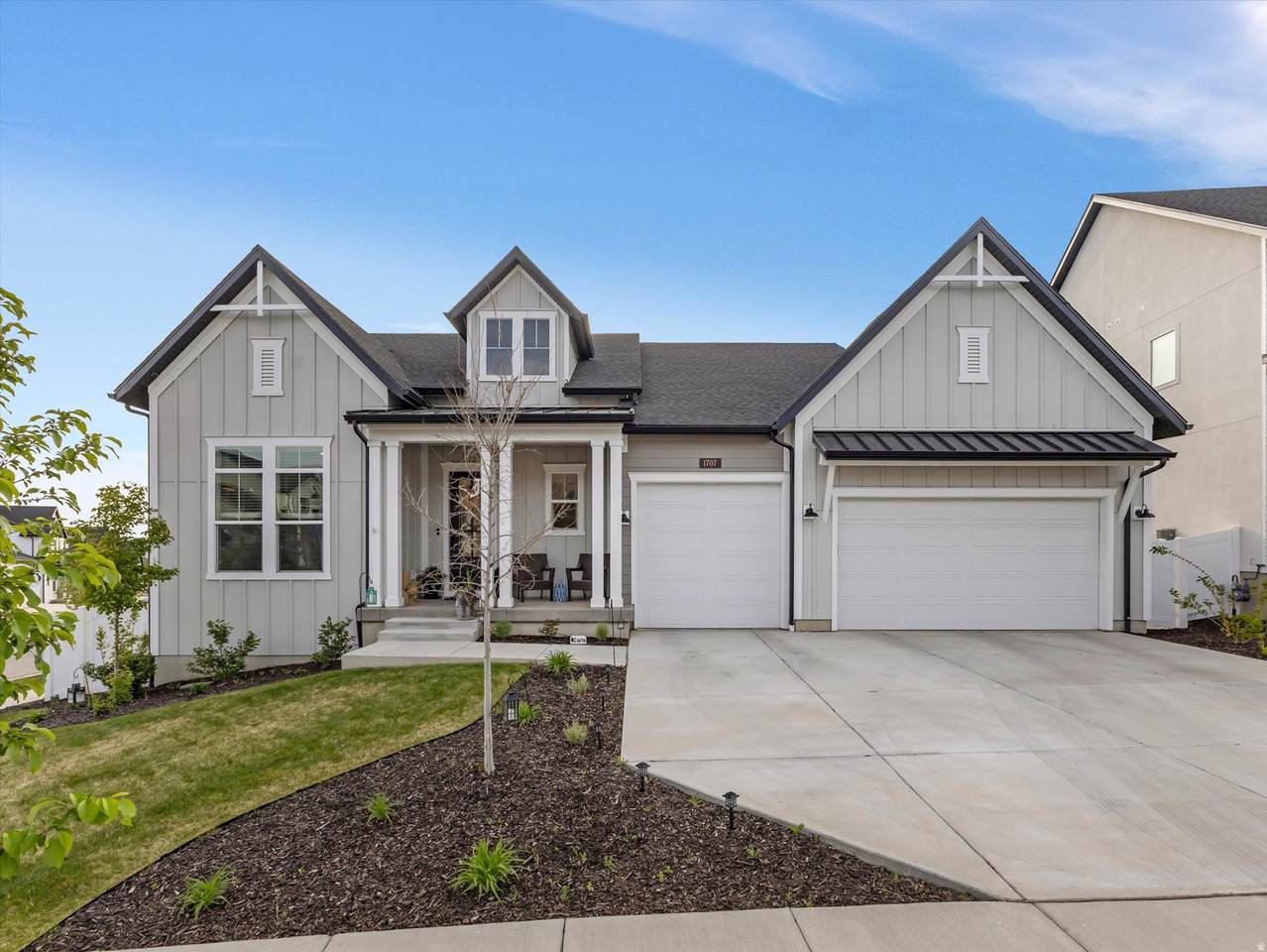 1223 Hollyhock Way - Photo 1