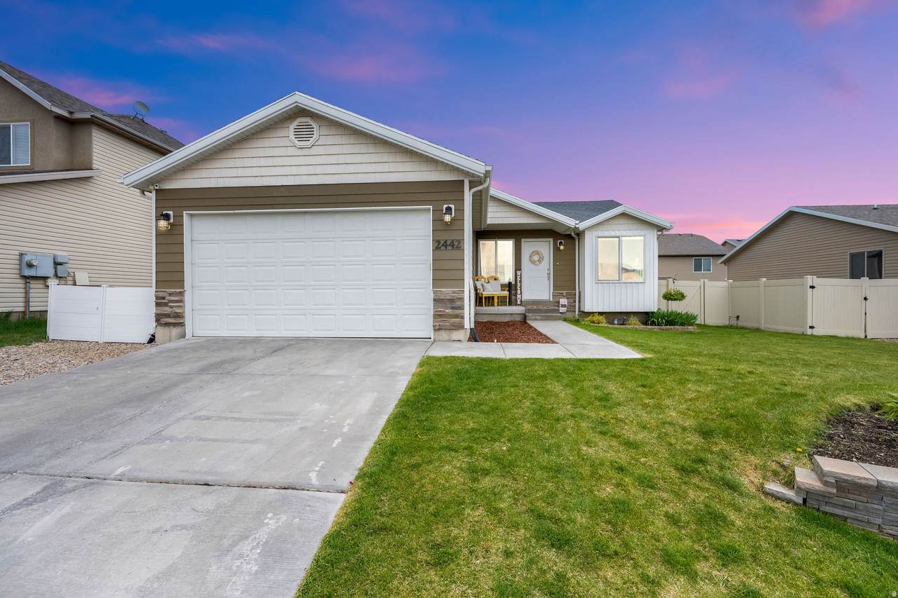 2442 Hitching Post Dr - Photo 1