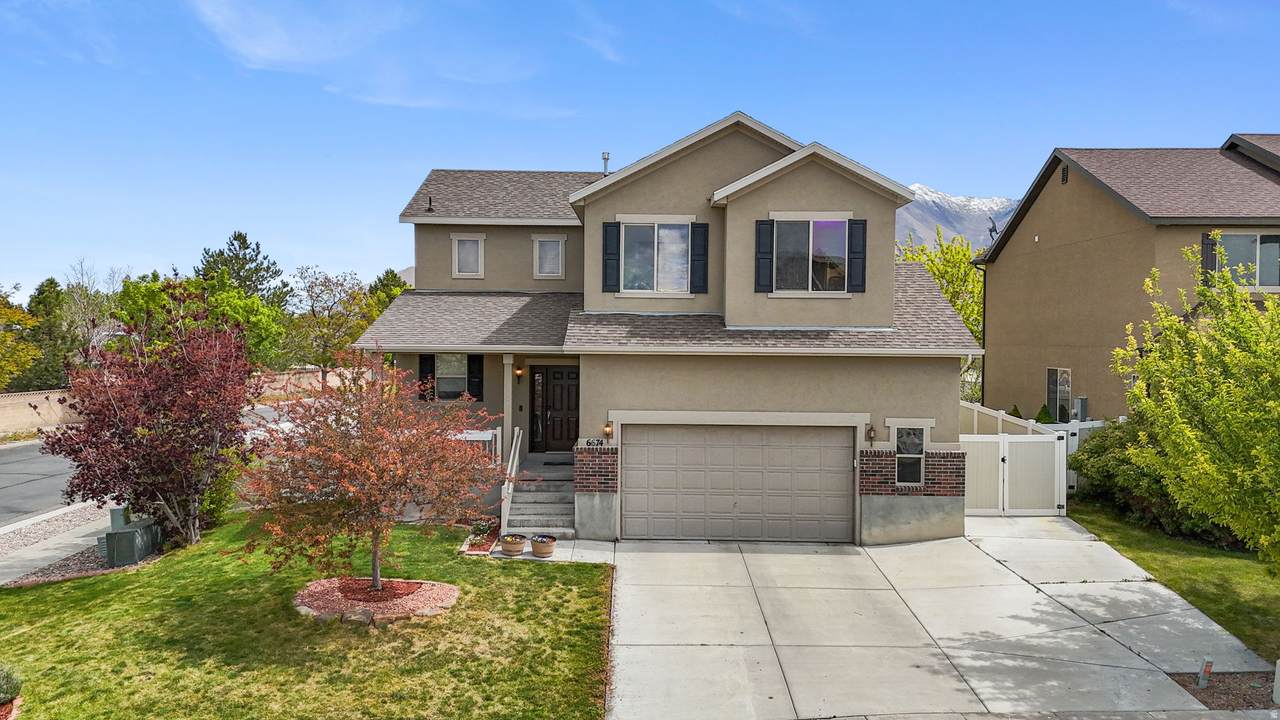 6674 Malachite Way - Photo 1