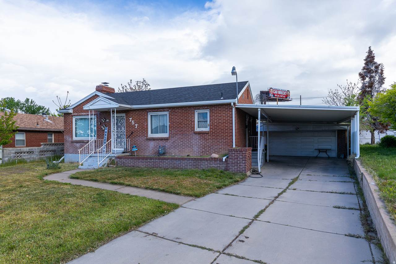 757 Birch St - Photo 1