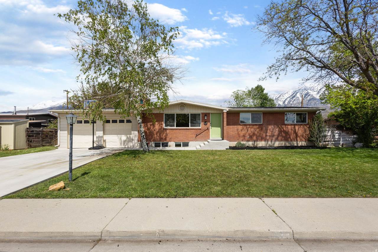 121 Inglewood Dr - Photo 1