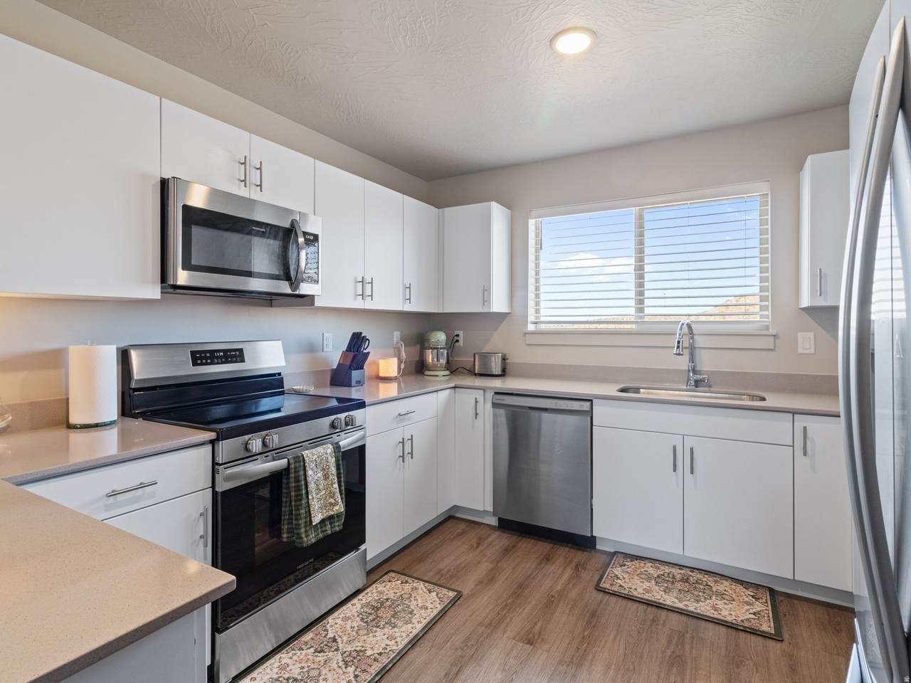 133 Rock Canyon St - Photo 1