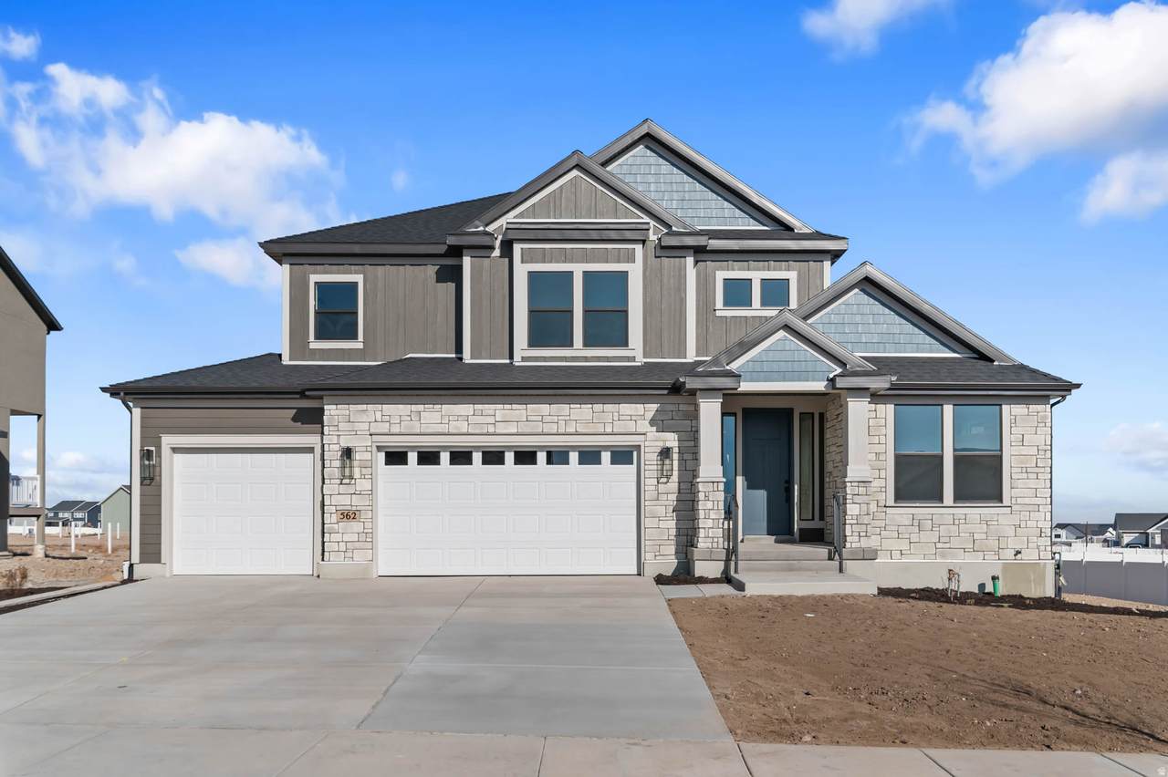 562 Coyote Ridge Rd - Photo 1