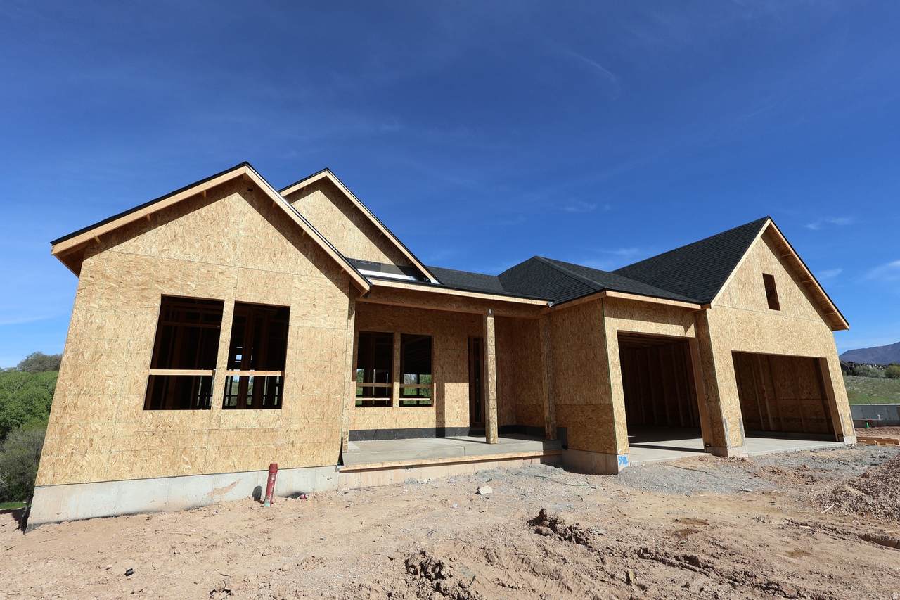 1229 Amarylis Way - Photo 1