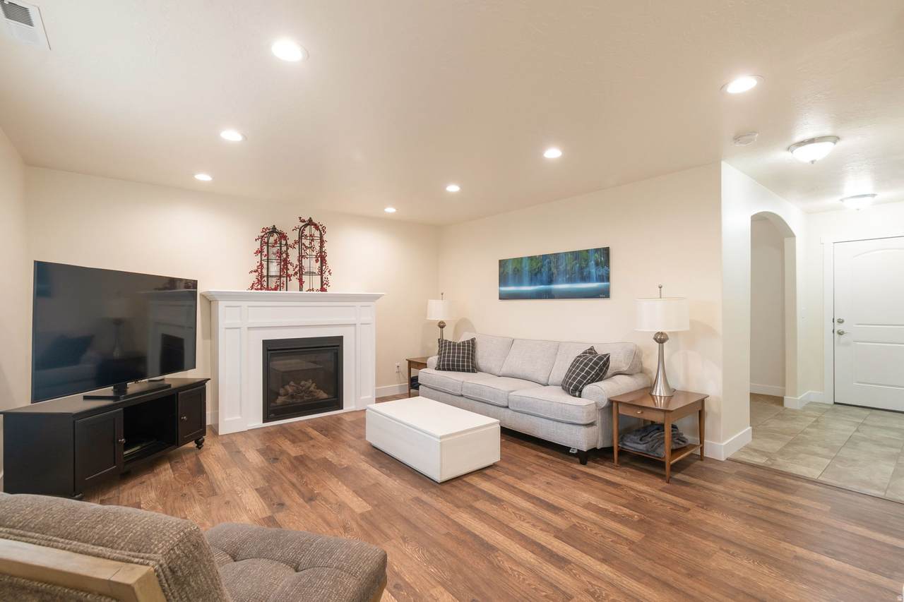 https://bt-photos.global.ssl.fastly.net/wasatch/1280_boomver_1_2155856-1.jpg