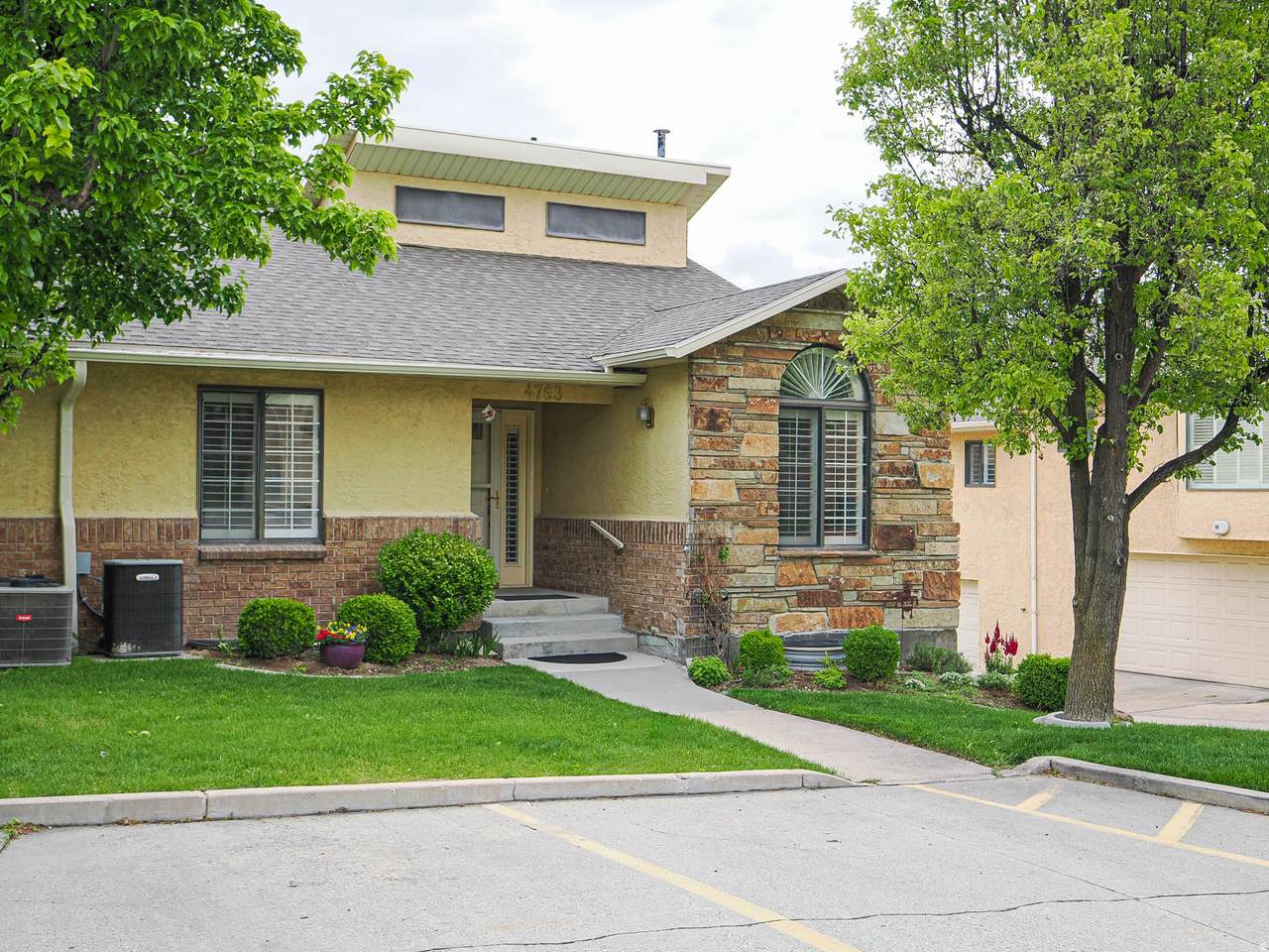 4763 Castle Ridge Dr - Photo 1